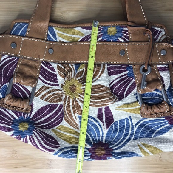 Fossil Canvas and Leather Floral Shoulder Bag - Picture 6 of 7
